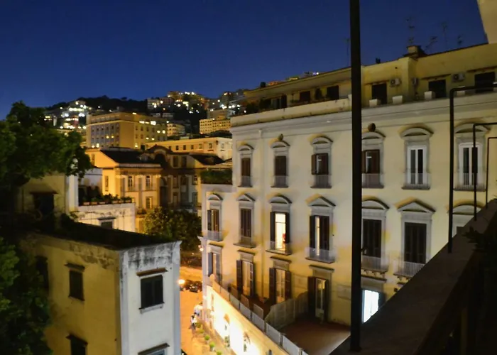 홈스테이 2 Con Pianoforte *